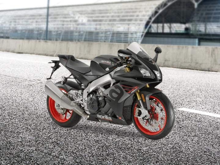 Aprilia Tuono 660